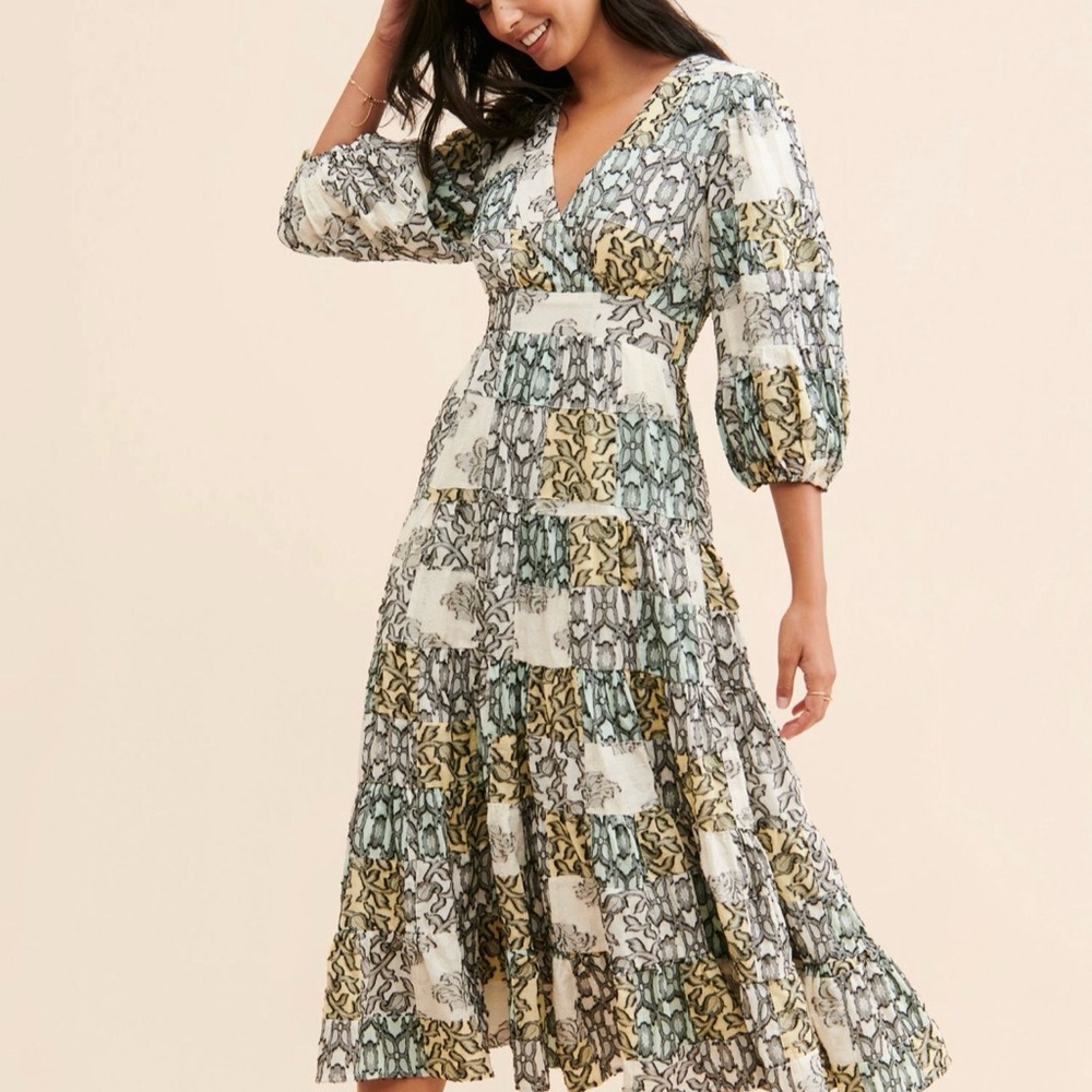 Anthropologie V-Neck Textured Midi Dress Size M